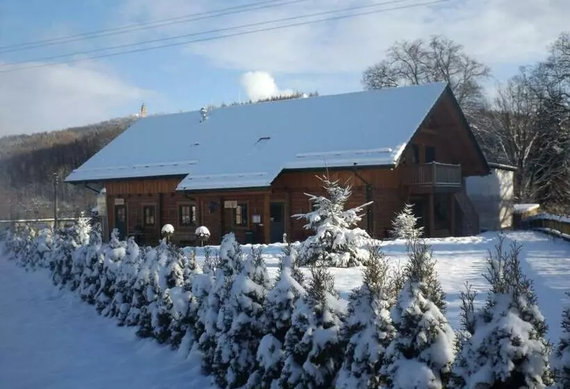 Aamiaismajoitus (B&B) Gästezimmer Familie Müller