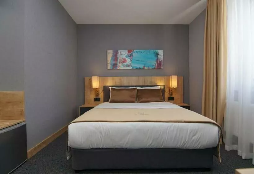 پانسیون Casa Constanza Hotel Garni