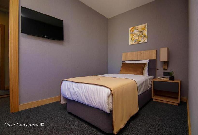 بنسيون Casa Constanza Hotel Garni