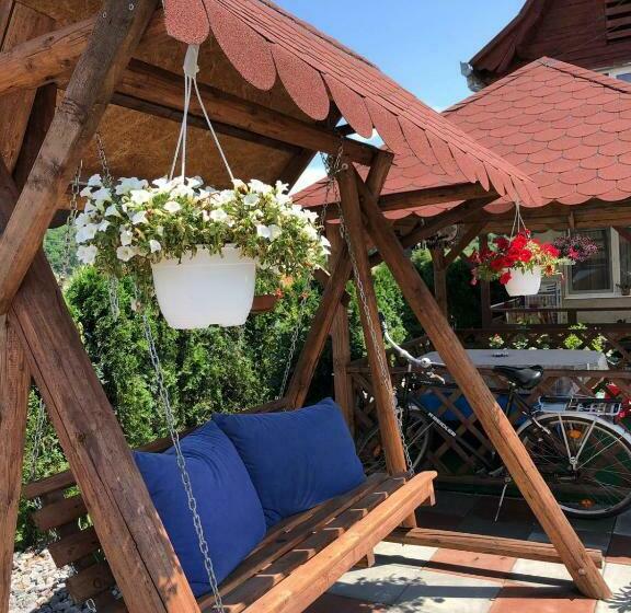 פנסיון Casa Iuliana