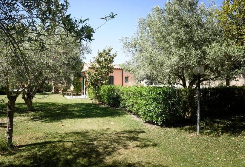 بنسيون Karrua House   Magnolia Room