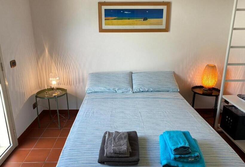 بنسيون Karrua House   Magnolia Room