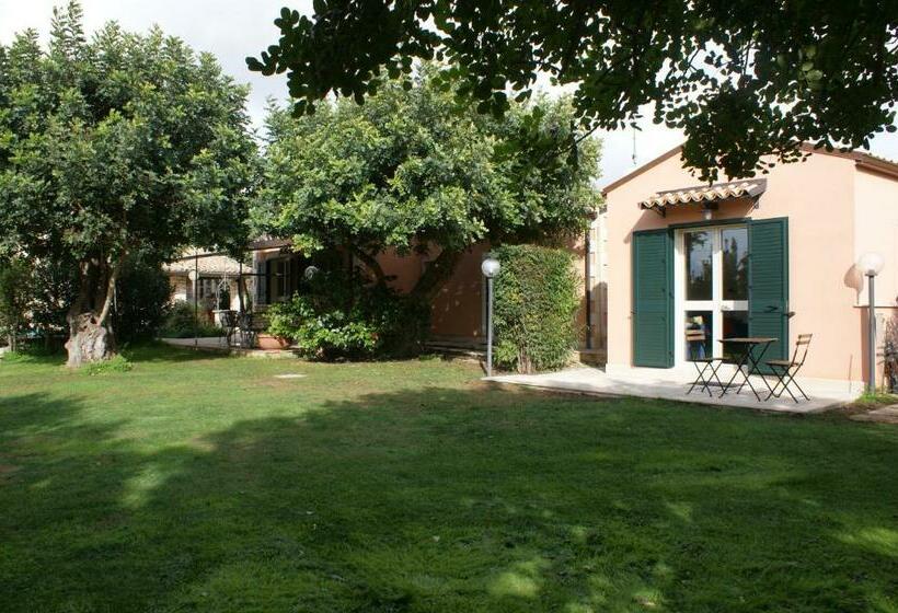 بنسيون Karrua House   Magnolia Room