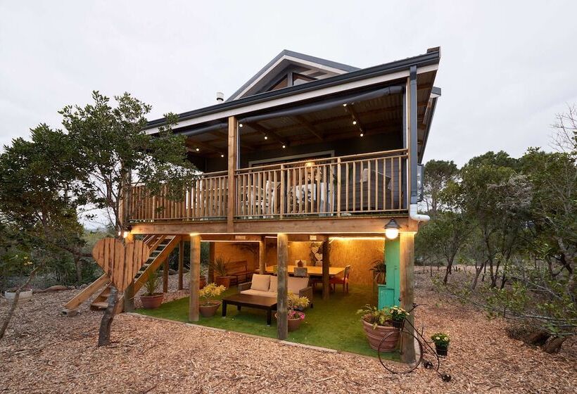 פנסיון Treedom Villas And Vardos