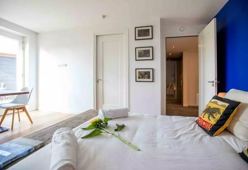 تختخواب و صبحانه Amsterdam Area Residence Oosterwold