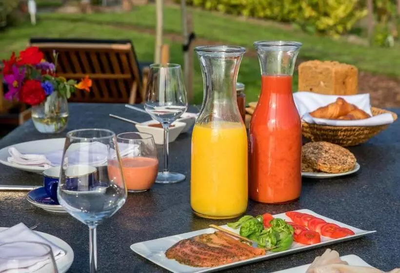 تختخواب و صبحانه Amsterdam Area Residence Oosterwold