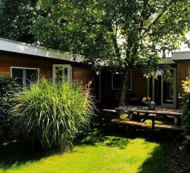 Bed And Breakfast:  Bij Ons Achter