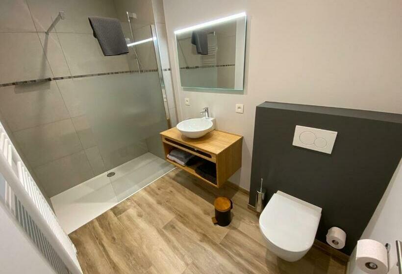 تختخواب و صبحانه Ver Olive