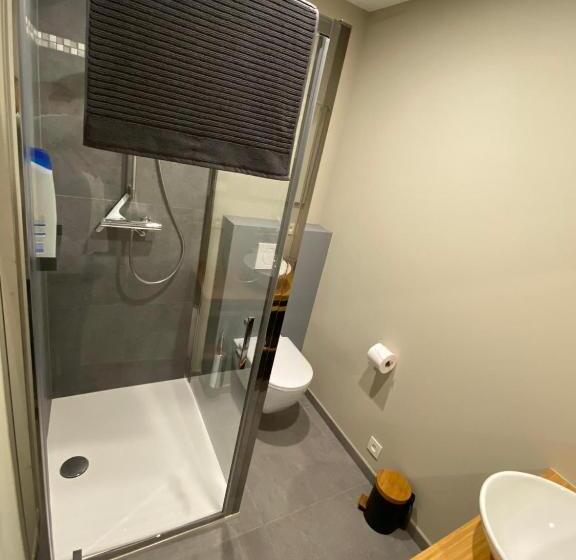 تختخواب و صبحانه Ver Olive