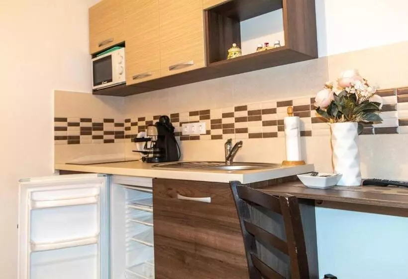 Casa Tofi Vendégház