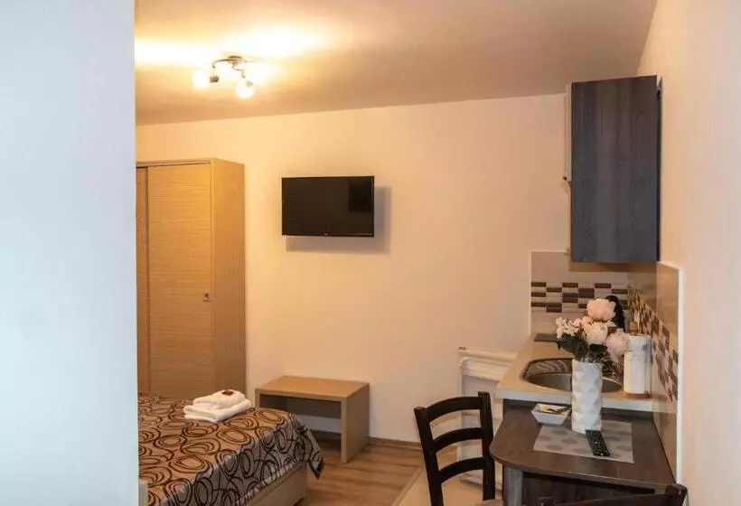 Casa Tofi Vendégház