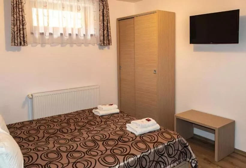 Casa Tofi Vendégház