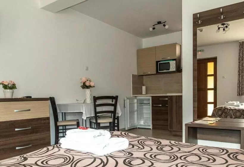 Casa Tofi Vendégház