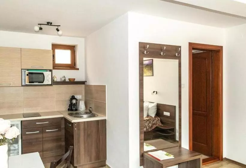 Casa Tofi Vendégház