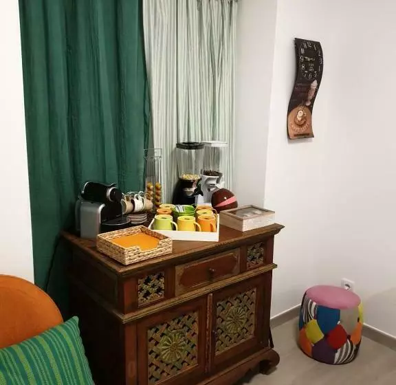 Lisbon Hostel Terminal 4