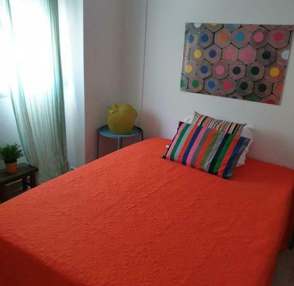 Lisbon Hostel Terminal 4