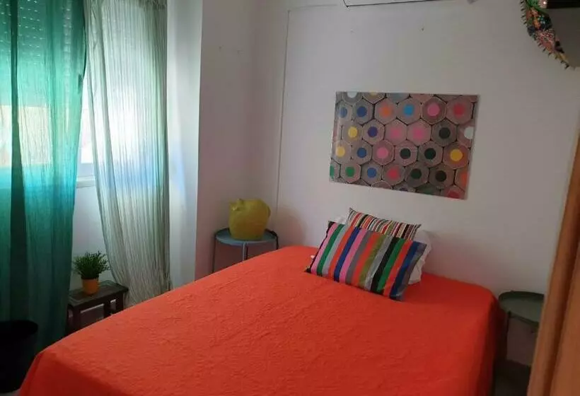 Lisbon Hostel Terminal 4