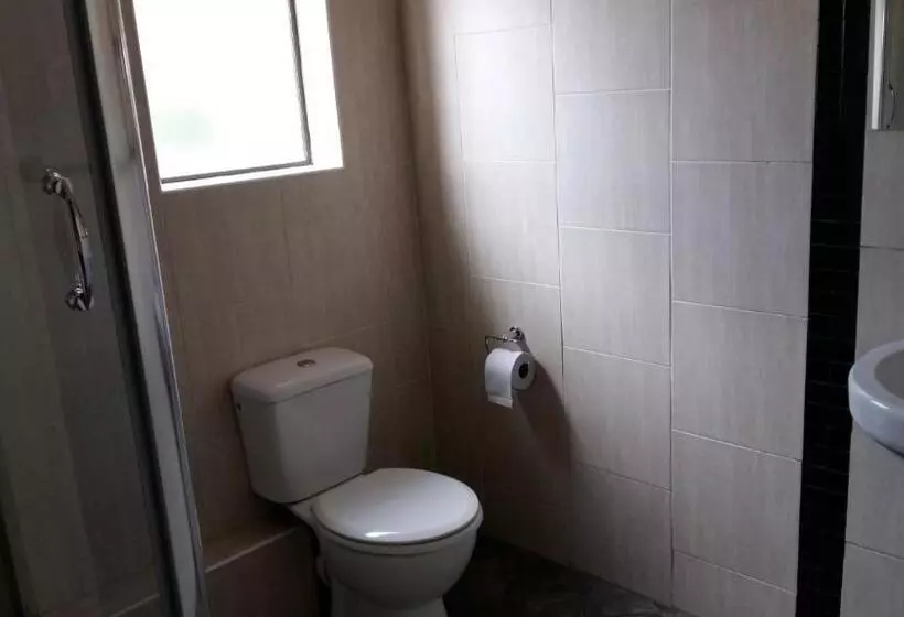 Majatalo Arek S Place