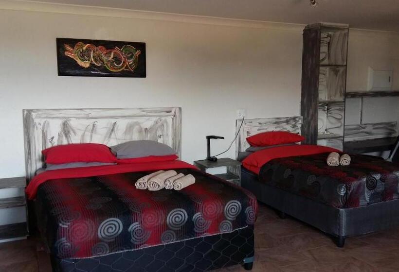 Pension (Hôtel basse catégorie) Arek S Place