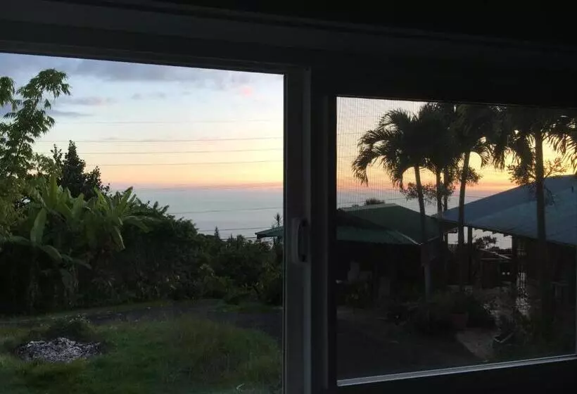 پانسیون Holualoa Bungalows