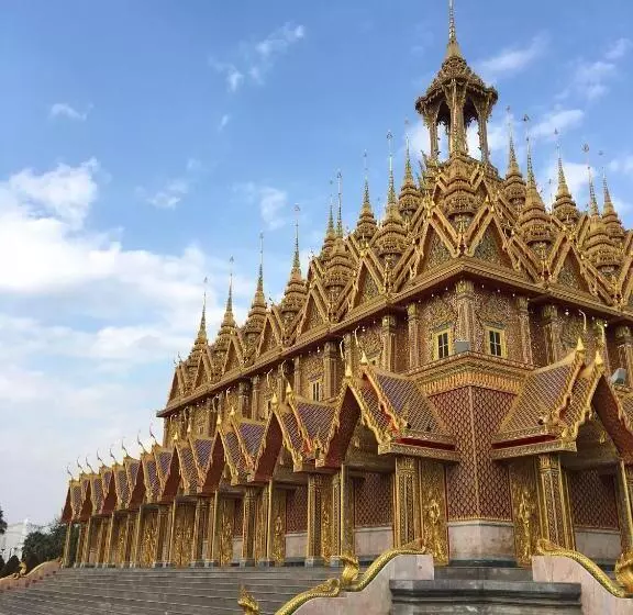 پانسیون Sunray Guesthouse สุนันท์บ้านพักริมคลอง
