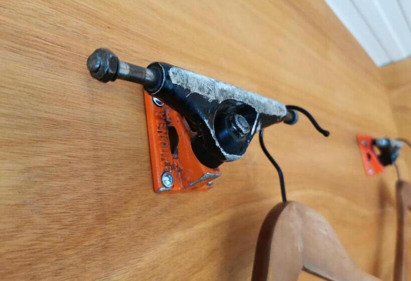 بنسيون The Base Vegan Retreat Animal Sanctuary