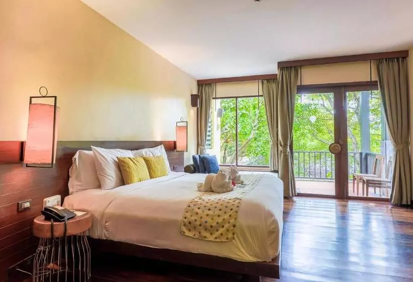 בית מלון כפרי Chantaramas Beach Resort, Koh Phangan