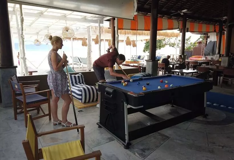 בית מלון כפרי Chantaramas Beach Resort, Koh Phangan