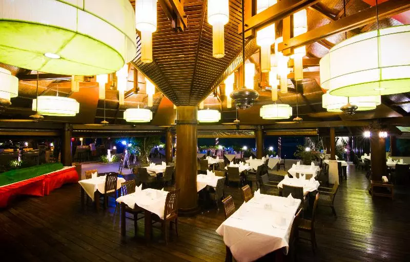 호텔 Coco Palm Beach Resort Sha Extra Plus