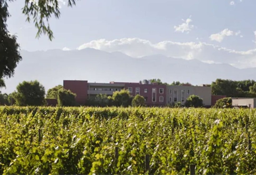 Fuente Mayor Hotel & Casino