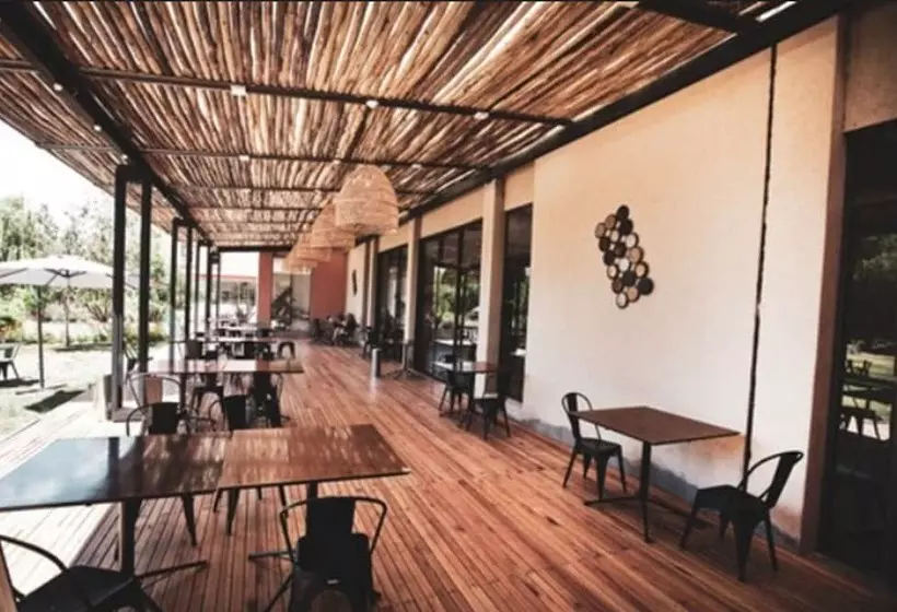 Fuente Mayor Hotel & Casino