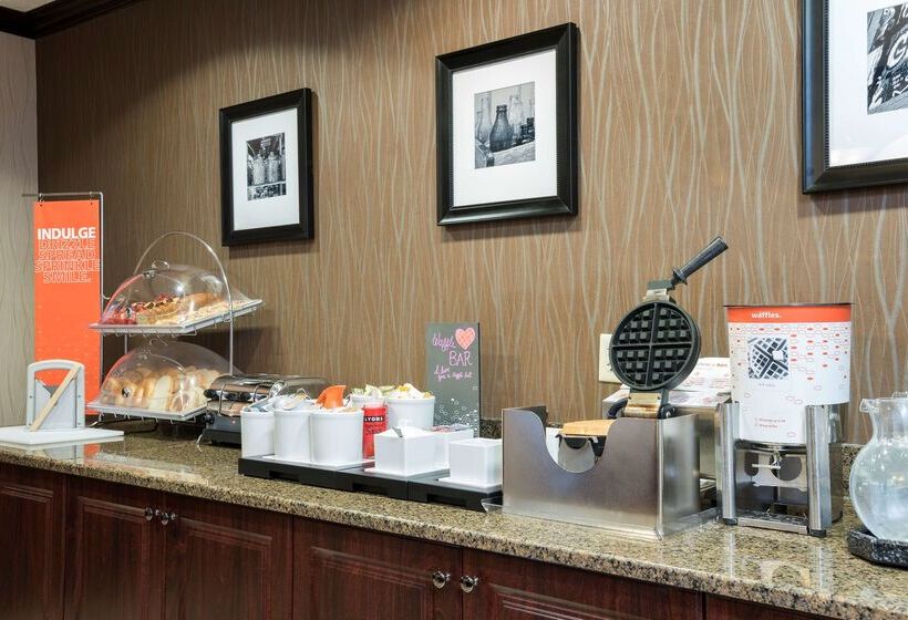 בית מלון כפרי Hampton Inn Detroit/roseville