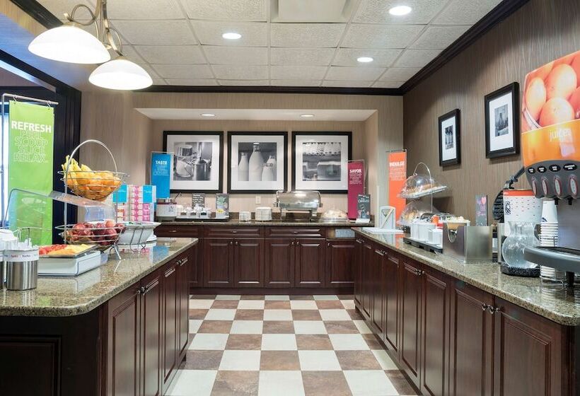 בית מלון כפרי Hampton Inn Detroit/roseville