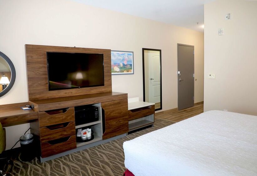 ホテル Hampton Inn Ellensburg