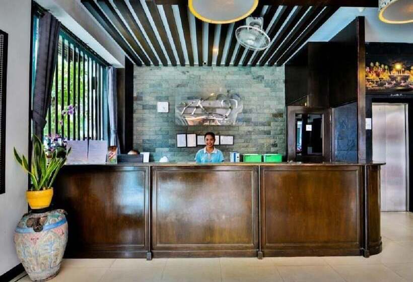 호텔 Hawaii Patong