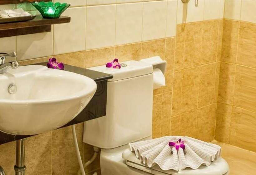 호텔 Hawaii Patong