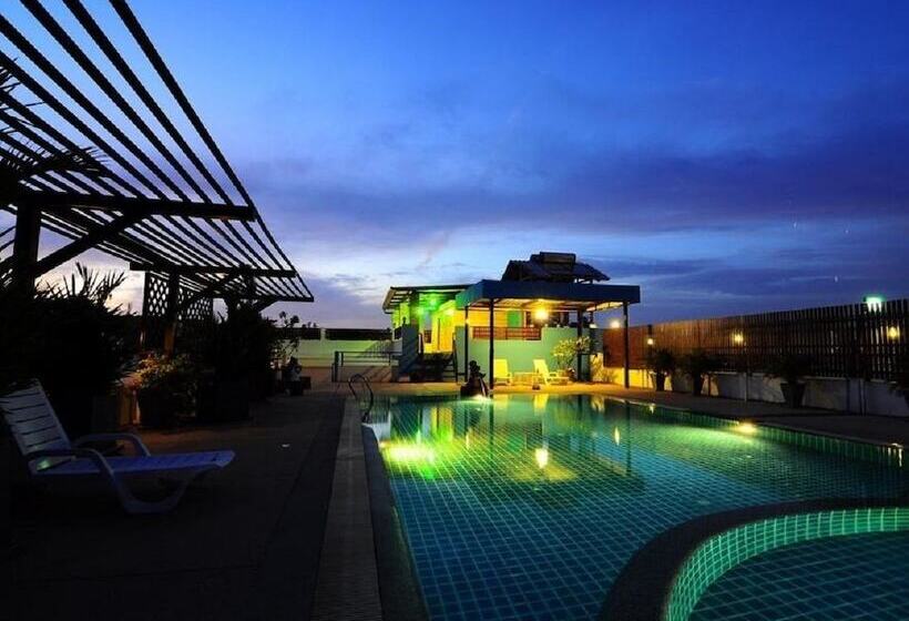 호텔 Hawaii Patong