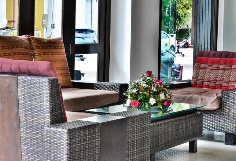 호텔 Hawaii Patong