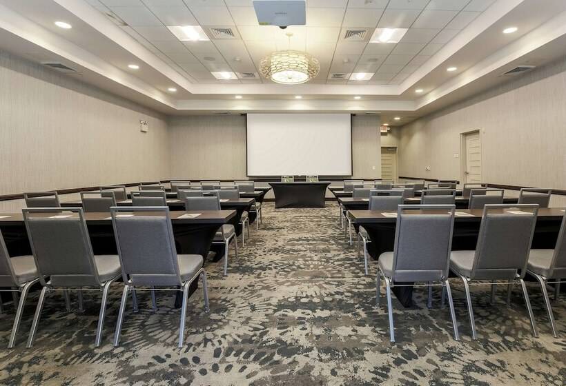 בית מלון כפרי Hilton Garden Inn Arlington Shirlington