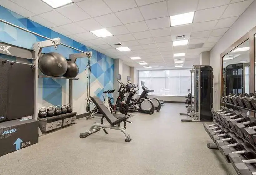 هتل Hilton Garden Inn Charlotte/concord