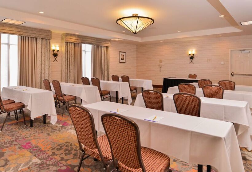 فندق Hilton Garden Inn Dover