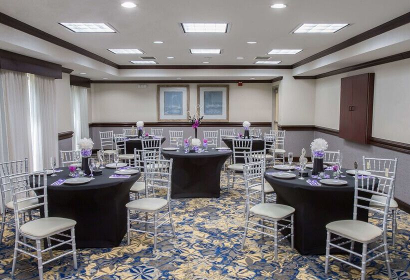 ホテル Homewood Suites By Hilton Davidson