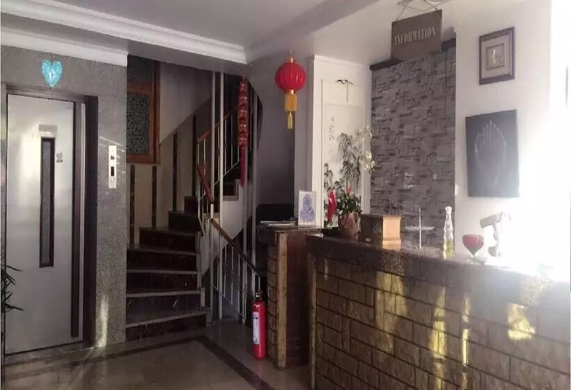 호텔 Mevlana şems