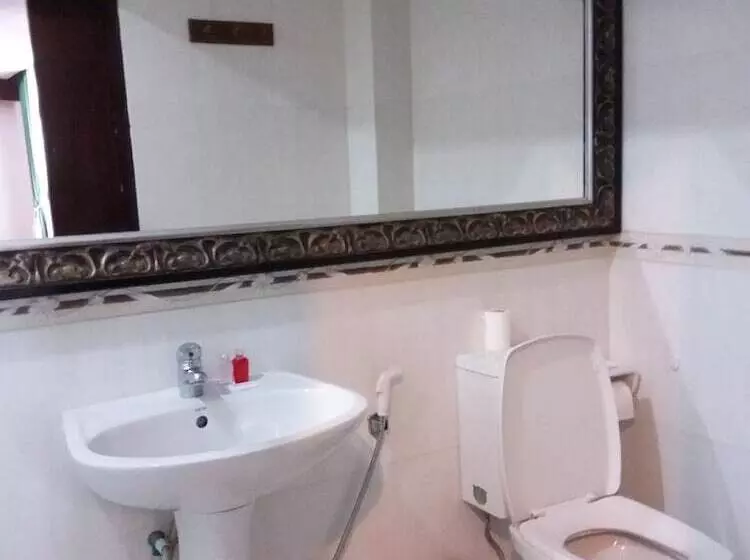 Hotelli Nicha Hua Hin