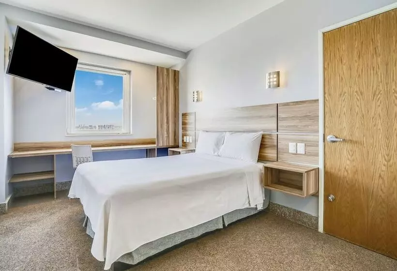 酒店 One Guadalajara Periférico Norte