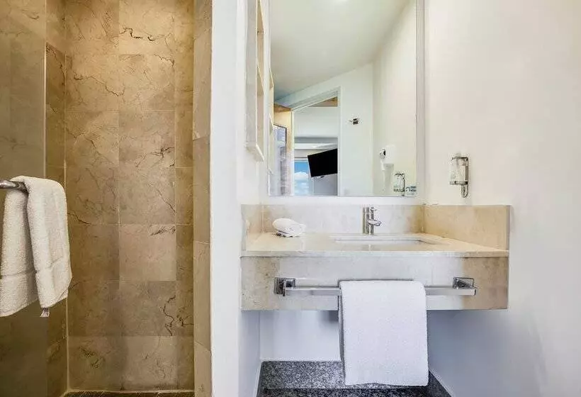 酒店 One Guadalajara Periférico Norte