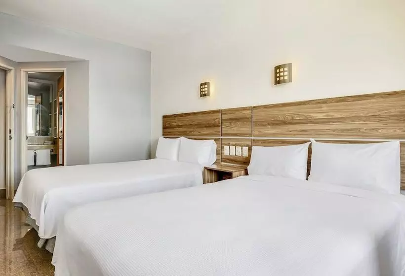 酒店 One Guadalajara Periférico Norte