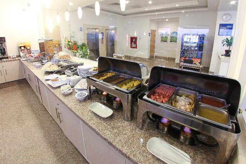 ホテル One Guadalajara Periférico Norte