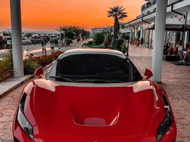 هتل Palace Marina Dinevi