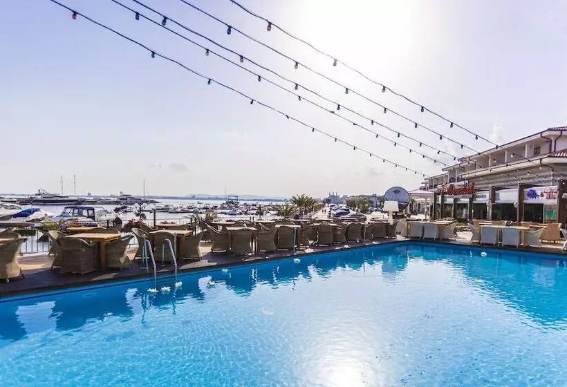 호텔 Palace Marina Dinevi